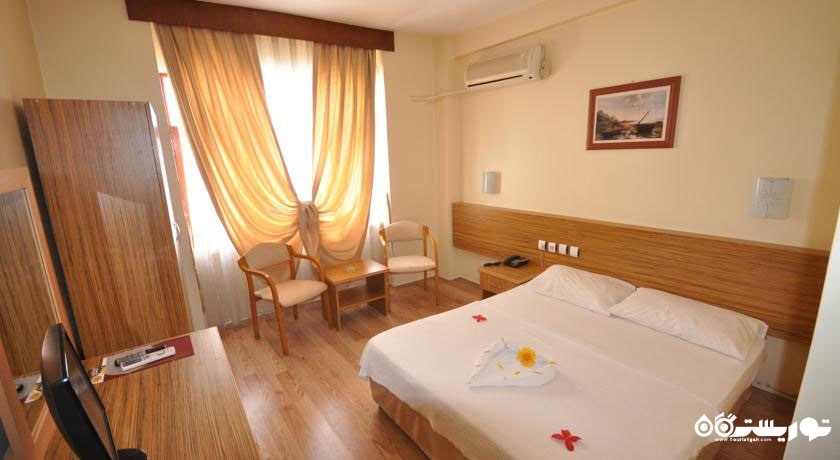 تخت بزرگ اتاق استاندارد